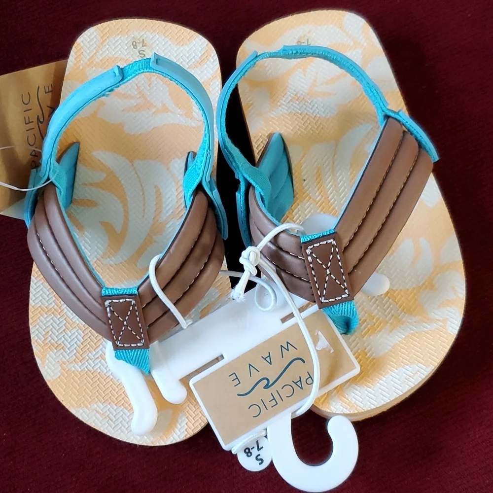 3 pair Toddler Girls Shoes Water Shoes Flip Flops Glitter Sandals Size 7/8 NWT - Picture 5 of 10